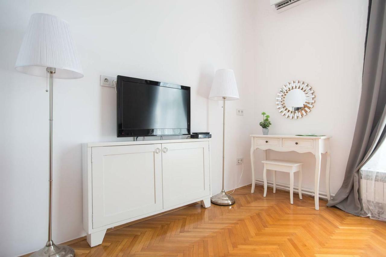 Oberiter Apartments - Center Of Zagreb, Fast Wifi, Ac, Kitchen, Parking Exterior photo