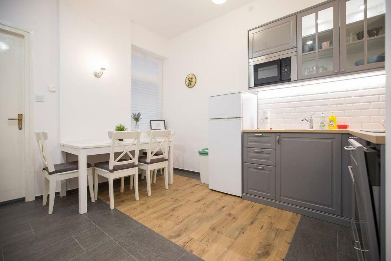 Oberiter Apartments - Center Of Zagreb, Fast Wifi, Ac, Kitchen, Parking Exterior photo